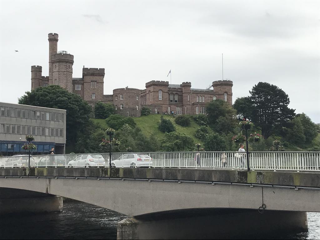 Apartment 306 By The Bridge Inverness Exteriör bild
